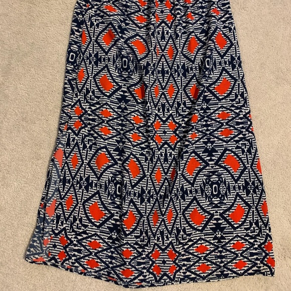 Bold Midi Skirt - Picture 5 of 5